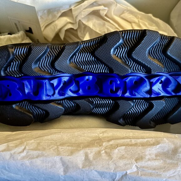 Burberry Black Creeper Chelsea Boots Men's size 39 EUR, UK 5, US 6 Unisex style - Picture 3 of 7